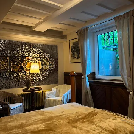 Garbatka U Artysty Apartment